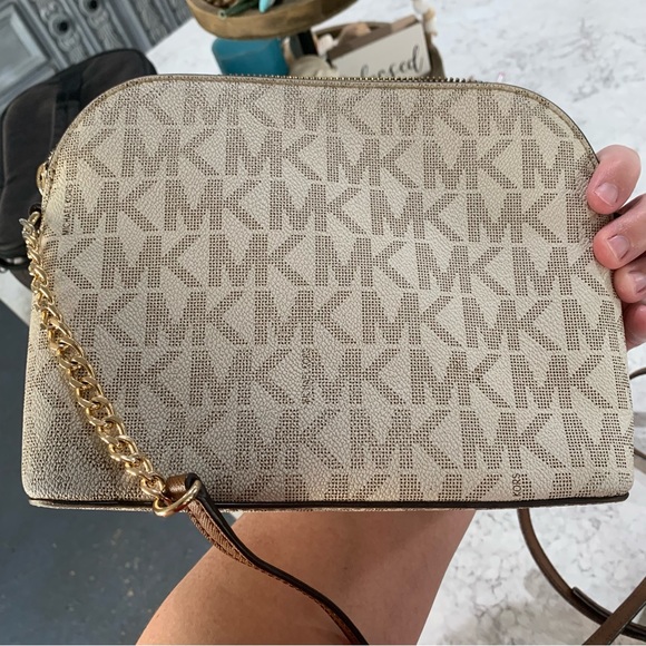 Michael Kors White Crossbody bag and wallet - Picture 6 of 16